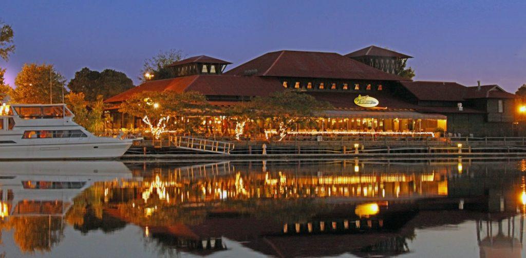 Top 10 Restaurants at Barefoot Landing North Myrtle Beach Hotels